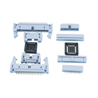 Adaptatori da donna a donna e da uomo a donna disponibili per connettore elettronico